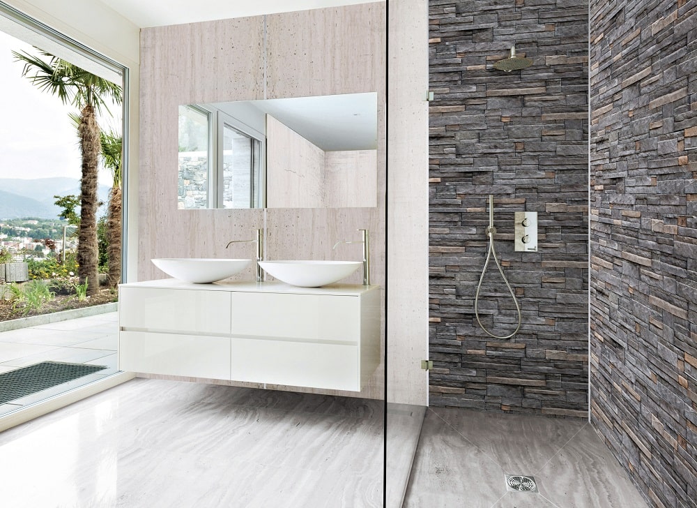 5 types de revêtement mural pour la douche Cedeo